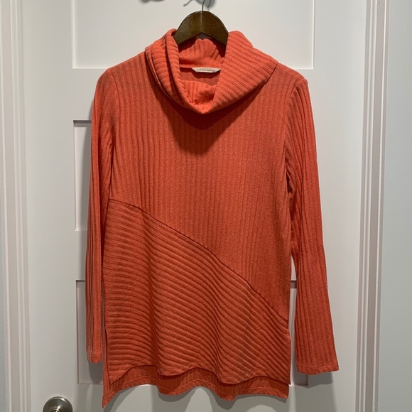 Soft Surroundings Tressa Tunic Hi-Low Sweater - Picture 2 of 9